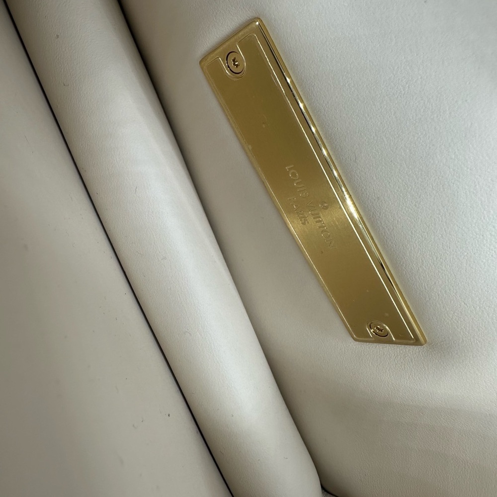 Louis Vuitton mini Dauphine - Picture 10 of 15